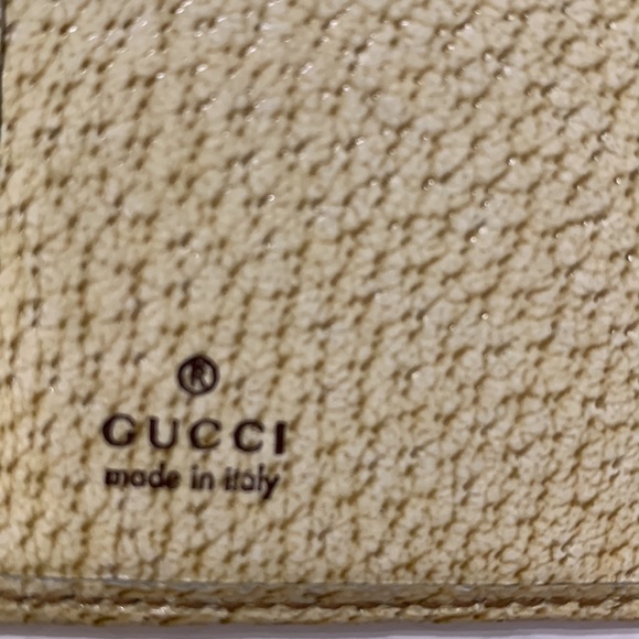 π₯SALEπ₯ Gucci GG Logo Canvas Bifold Wallet - Picture 7 of 14